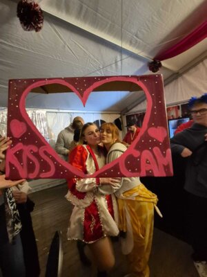 Foto des Albums: 40. Session - KissCam
