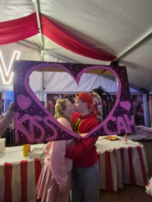 Foto des Albums: 40. Session - KissCam