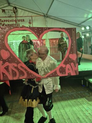 Foto des Albums: 40. Session - KissCam