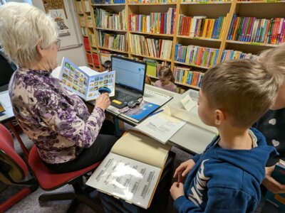 Foto des Albums: Schnupperstunde in unserer Schulbücherei