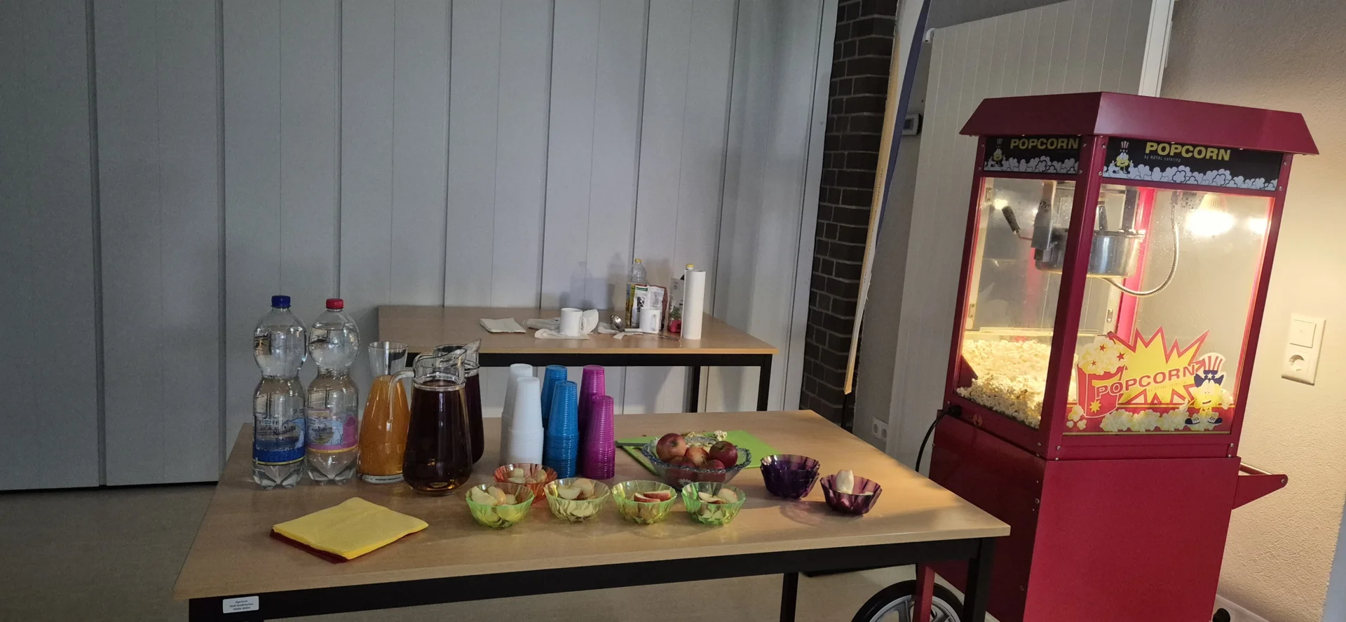 Bild: Kinotag im Quartierstreff, mit Popcorn und Snacks