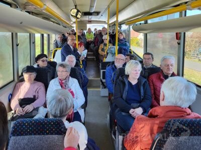 Foto des Albums: Sonnige Bustour durch die Ortsteile