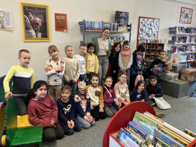 Foto des Albums: Besuch Kinderbibliothek Klasse 1