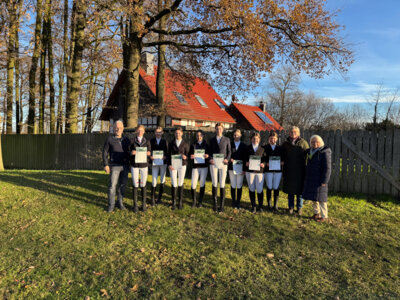 Foto des Albums: Reitabzeichen 2024