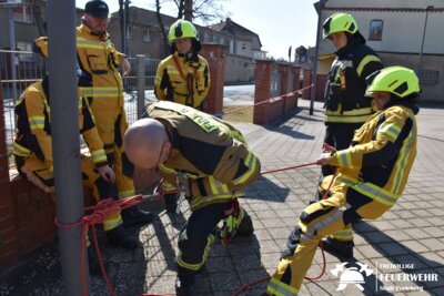 Foto des Albums: Sicherheit durch Absturzsicherung