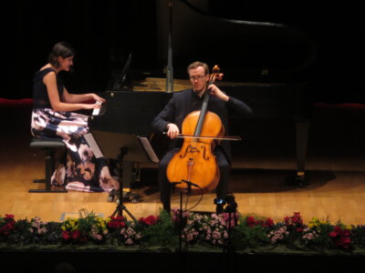 Foto des Albums: Duo Hopkins & Ivanova
