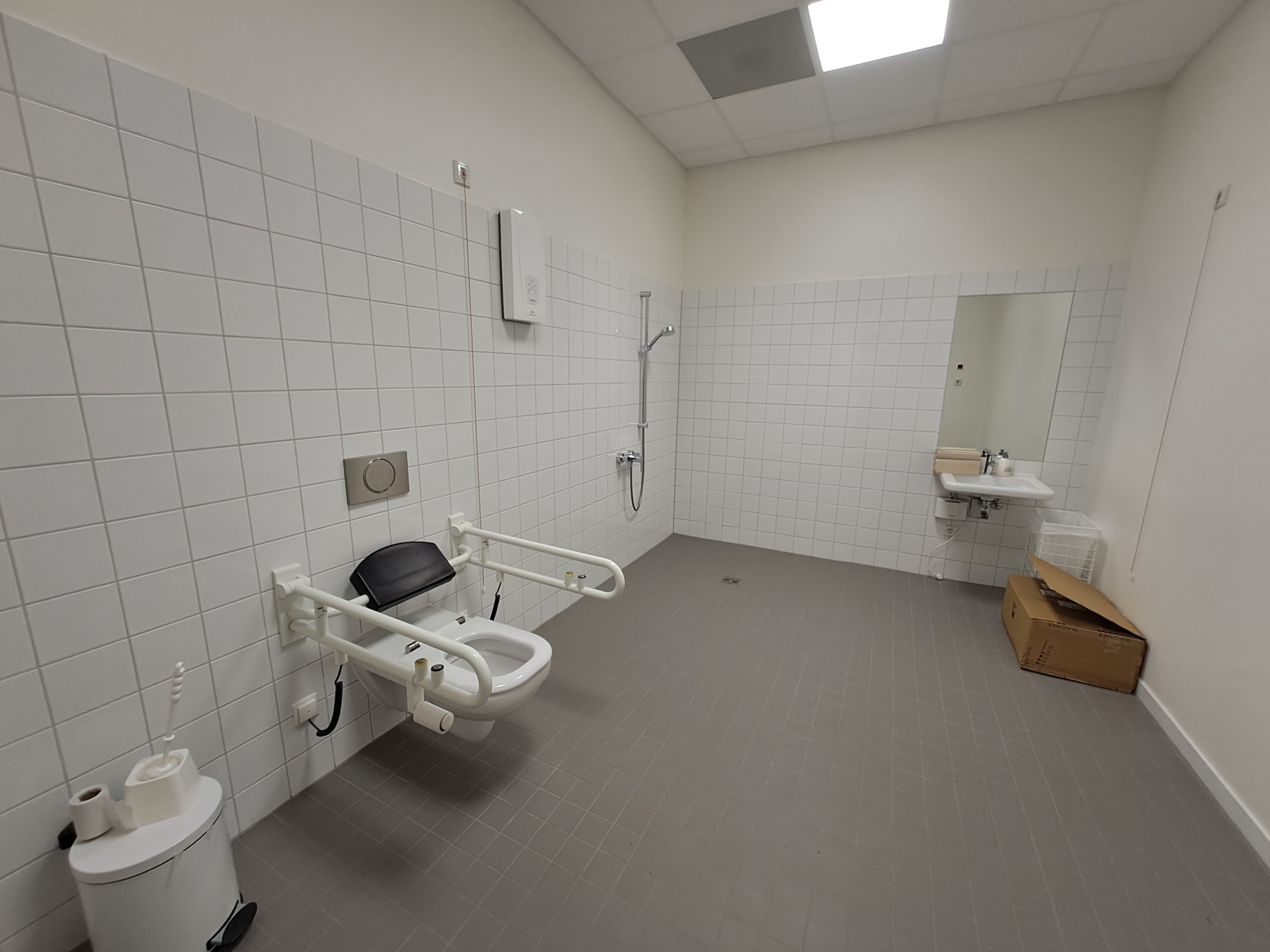 Bild: Behinderten-WC