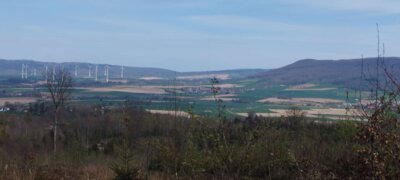 Nochmals ein weiter Blick nach Norden  (Bild vergr&ouml;&szlig;ern)