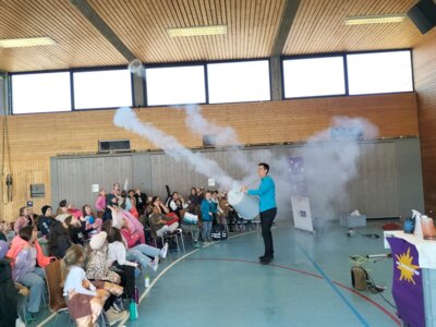 Foto des Albums: 2025-04-07-Die Physikanten