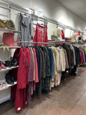 Foto des Albums: Second hand statt fast fashion