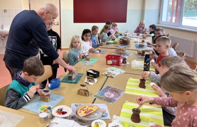 Foto des Albums: Sorbische Ostereier bemalen 2025