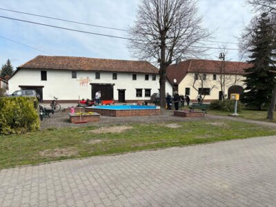 Vorschaubild: Woschkow Dorfanger mit Springbrunnen