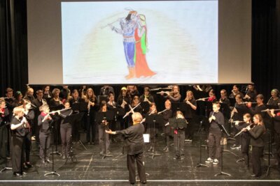 &bdquo;Die Zauberfl&ouml;te&ldquo; einmal anders &ndash; mit Sch&uuml;lerinnen und Sch&uuml;lern der Holzbl&auml;serklassen der Musikschule. Foto: Johannes Stortz 