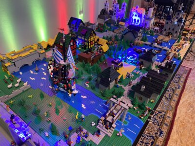Foto des Albums: Lego-Stadt 2025