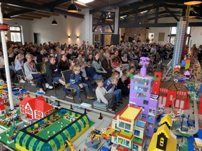 Foto des Albums: Lego-Stadt 2025