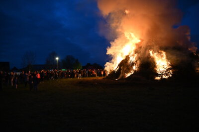 Foto des Albums: Osterfeuer 2025