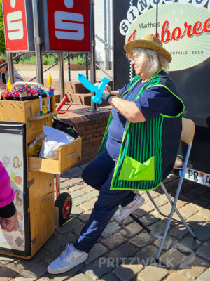 Foto des Albums: Pritzwalker Frühlingserwachen 2025 lud zum Stöbern und Schlemmen ein