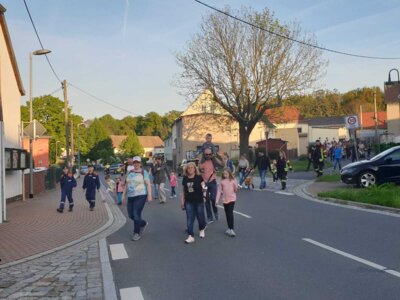 Fotoalbum Fackelumzug Vorabend 1. Mai 2025