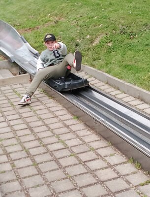 Foto des Albums: Wandertag Klasse 3 und 4 Burg Gnandstein und Sommerrodelbahn