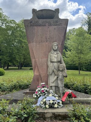 Fotoalbum Gedenkveranstaltung 8. Mai 2025