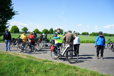 Erster Stopp - Fliegerhorst Wunstorf  (Bild vergr&ouml;&szlig;ern)