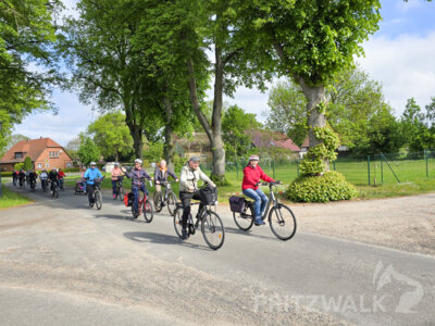 Foto des Albums: Pritzwalk stellt stärkste Gruppe beim Anradeln in der Prignitz