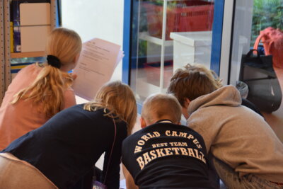 Foto des Albums: Besuch der Bibliothek im zib