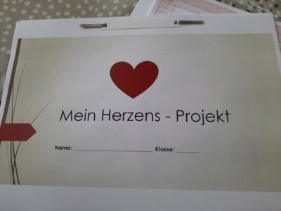 Herzensprojektmappe  (Bild vergr&ouml;&szlig;ern)