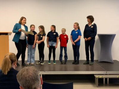 Titelverleihung "Plattd&uuml;&uuml;tsche School"  (Bild vergr&ouml;&szlig;ern)