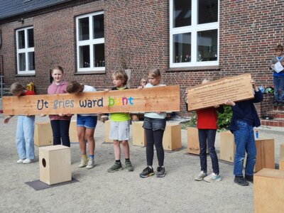 Foto des Albums: Einweihung unseres neu gestalteten Naturschulhofes