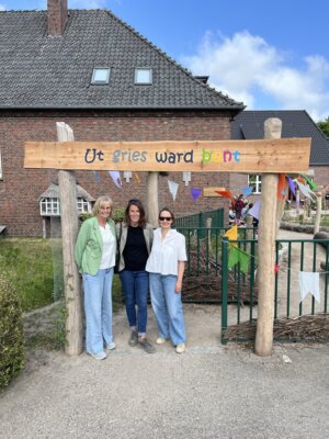 Foto des Albums: Einweihung unseres neu gestalteten Naturschulhofes