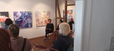 Foto des Albums: Internationaler Museumstag | Malerin Anna Filimonova mit einer Live-Mal-Performance
