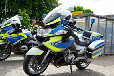 5 Ab hier mit Polizei  (Bild vergr&ouml;&szlig;ern)