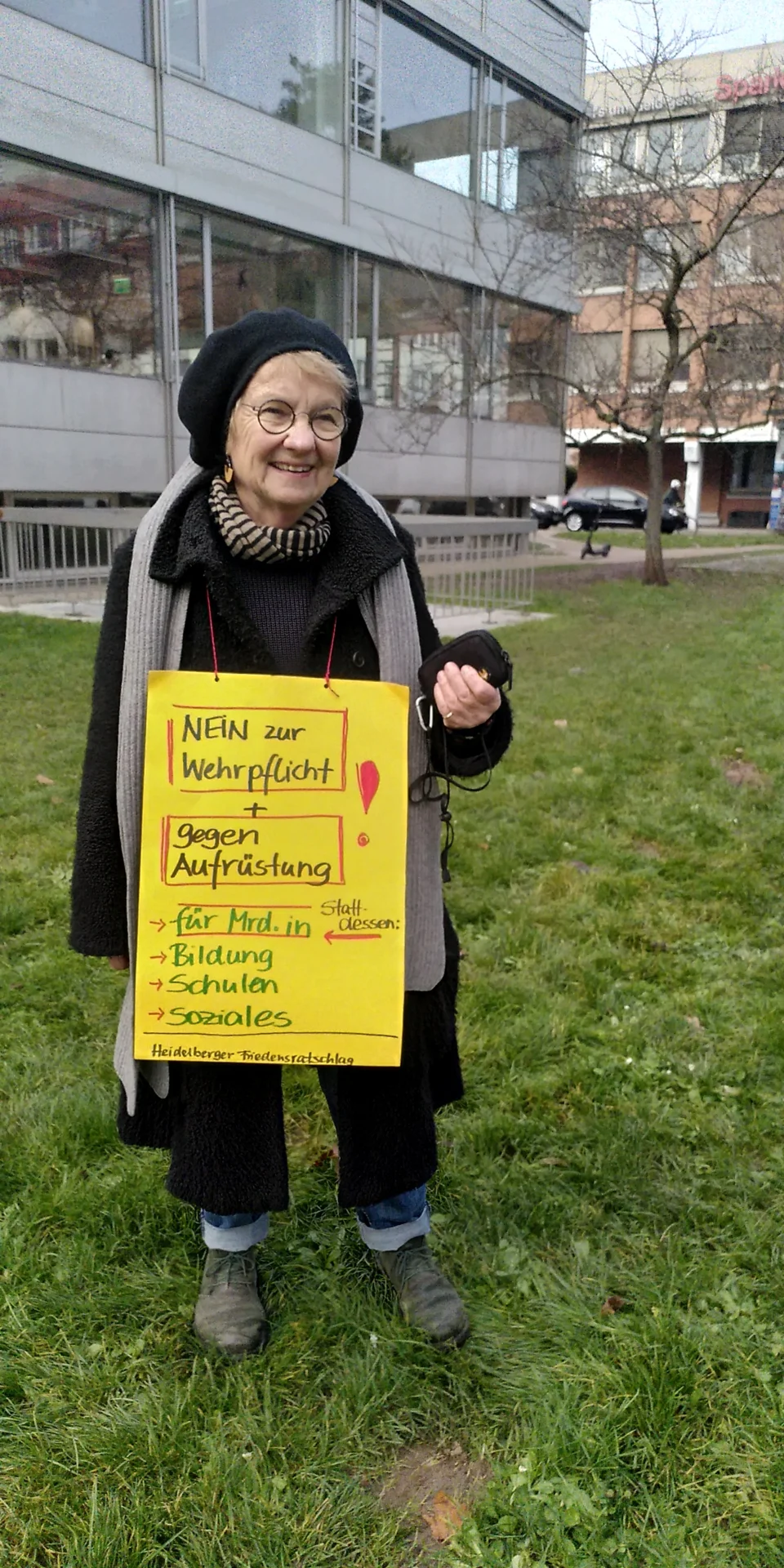 Bild: RenateWanie Schulstreik 25-12-05 HD