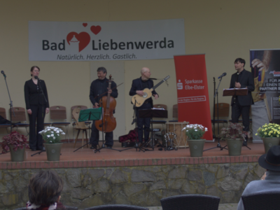 Kurkonzert  (Bild vergr&ouml;&szlig;ern)