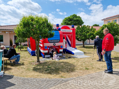 Foto des Albums: Familienfest in Sadenbeck mit Übergabe von zwei Fußballtoren