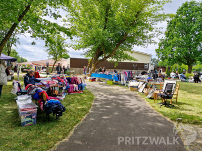 Foto des Albums: Familienfest in Sadenbeck mit Übergabe von zwei Fußballtoren