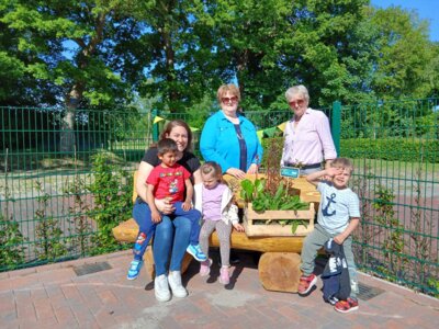 LF Uplengen - Kindertagesst&auml;tte in J&uuml;bberde  (Bild vergr&ouml;&szlig;ern)
