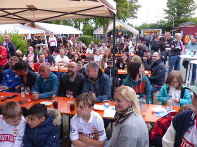 Foto des Albums: Weindorf am Riedstadion 2025