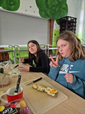 Foto des Albums: AG Frau Klajbor April/Mai