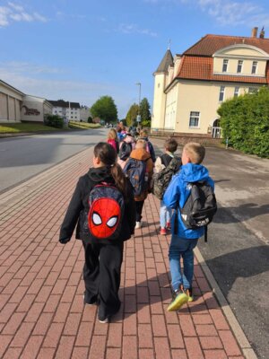 Foto des Albums: Ausflug zum Bauernhof Borchers 3a