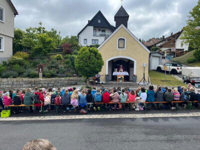 Fotoalbum Bittgang mit der Pfarrei nach Altensteinreuth