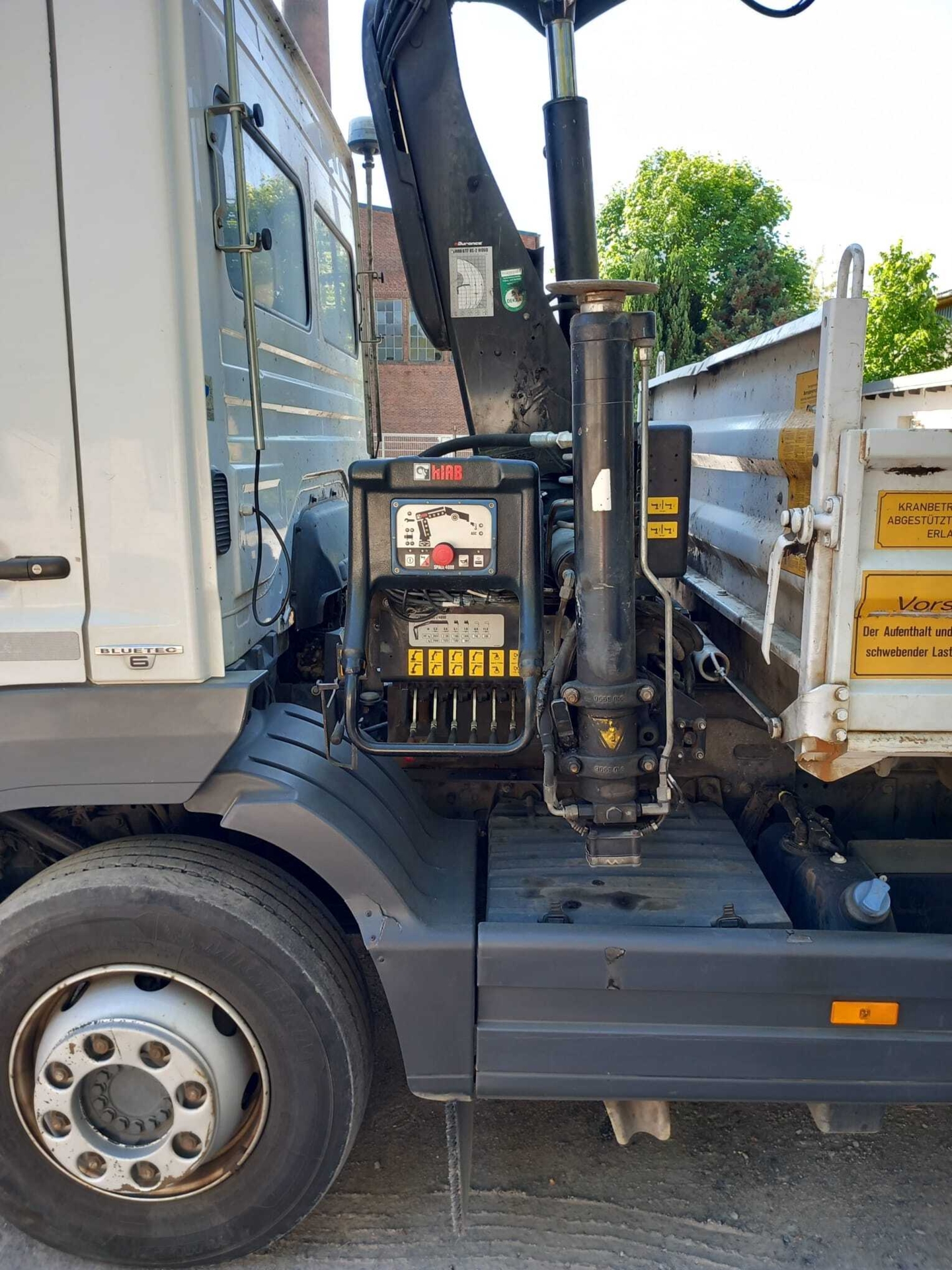 Bild: Bedienung Kran LKW