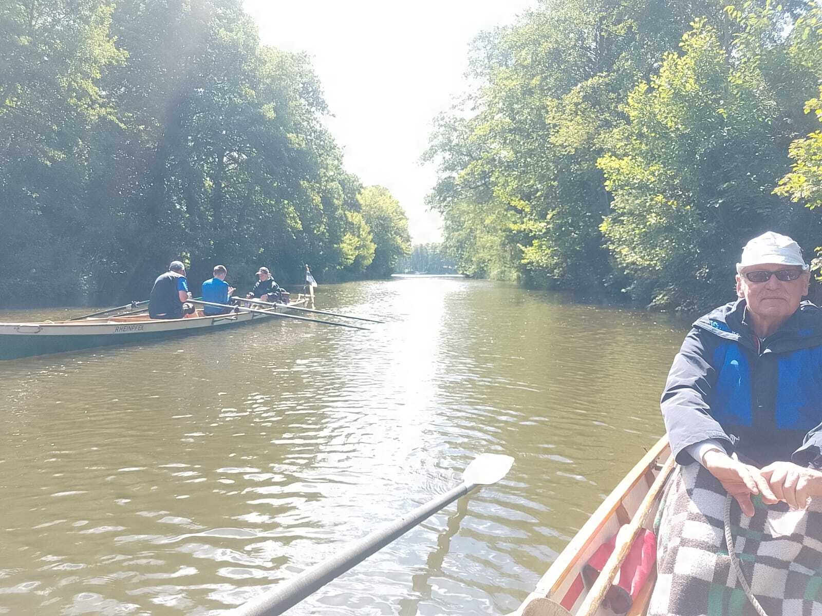 Bild: im Kanal in Netzen