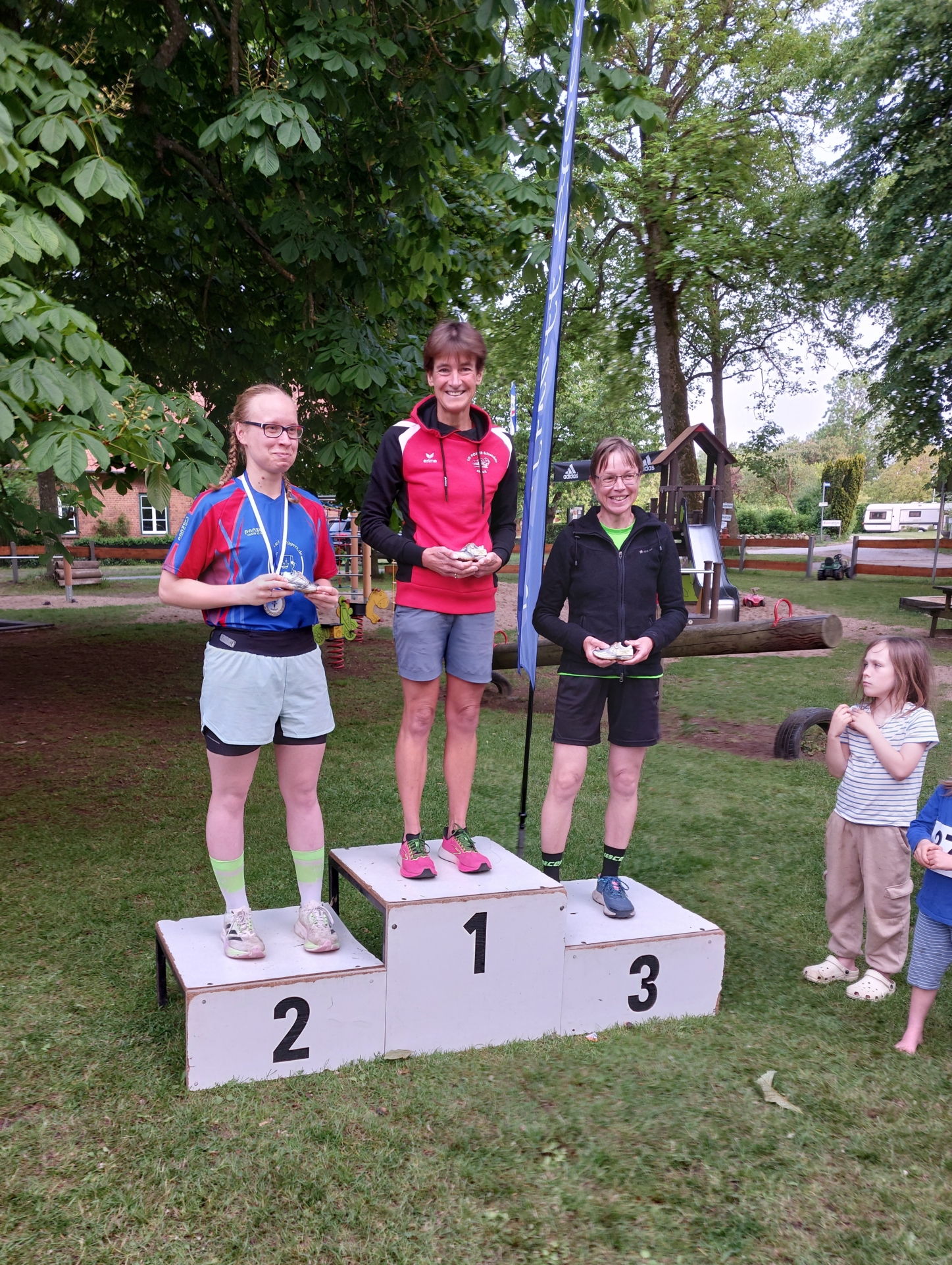 Bild: Siegerinnen 10km-Lauf