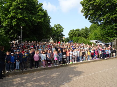 Foto des Albums: Schulfest/Kindertagsparty