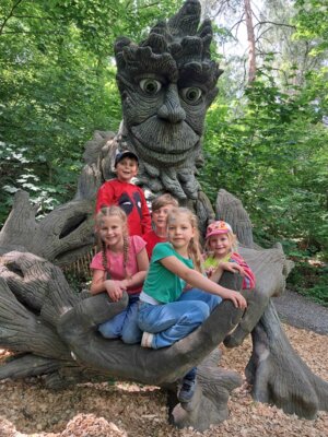 Foto des Albums: Kindertagsausfahrt Saalfelder Feengrotten