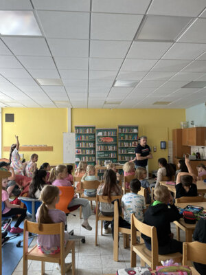 Foto des Albums: Fabulara zu Besuch in Jahrgang 1 & 2