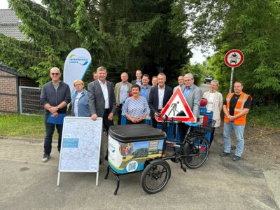 20250602 Start Radwegemodernisierung 2  Programm Bild Landkreis OSL Nora Bielitz 2 web  (Bild vergr&ouml;&szlig;ern)