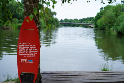 Strandleben - nix mit kiffen  (Bild vergr&ouml;&szlig;ern)